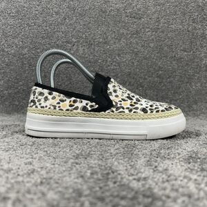 Tommy Bahama Painter Women’s Sz 6 White Leopard Print Slip On Casual Shoes Used